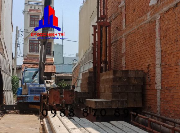 ÉP CỌC TẢI SẮT
